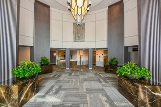 Building Photo - 5005 Hidalgo St