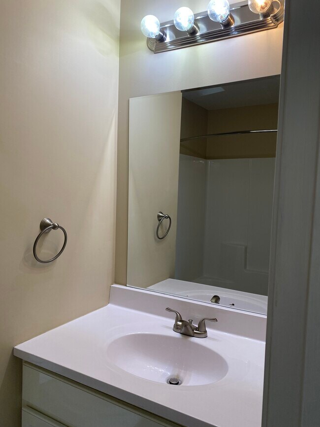 Foto del edificio - 111 County Seat Rd