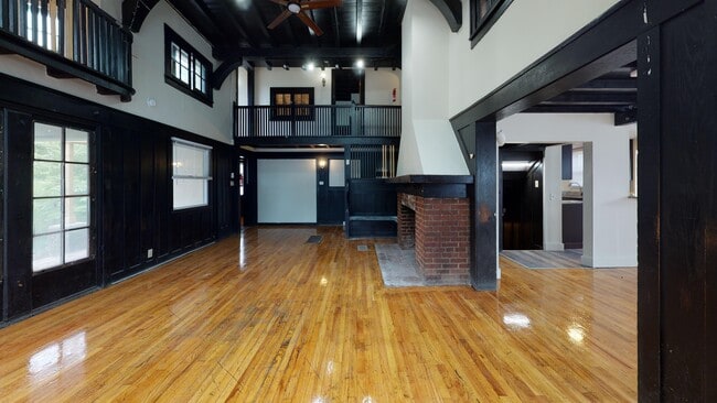 Foto del edificio - 244 E 17th Ave