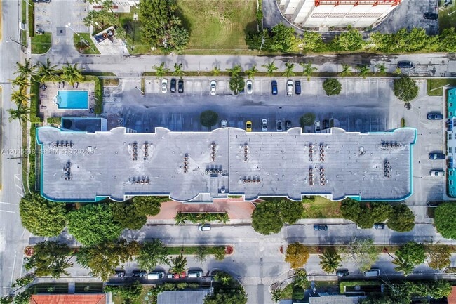 Foto del edificio - 1555 N Treasure Dr