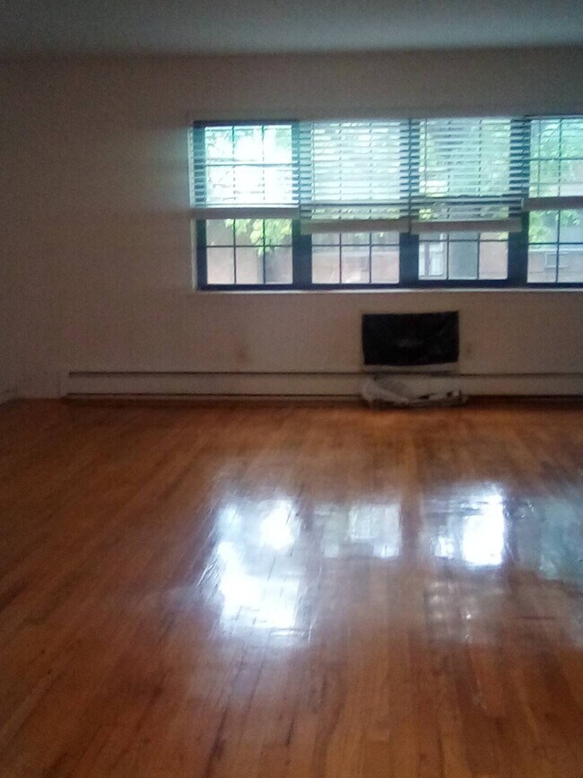 Foto del edificio - 156-28-156-78 78th St