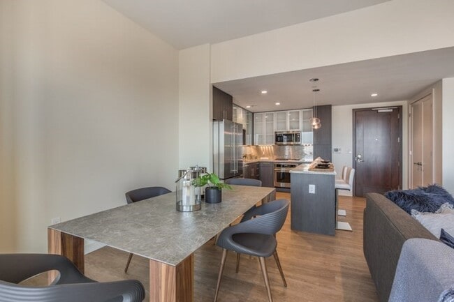 Building Photo - 1 Canal St