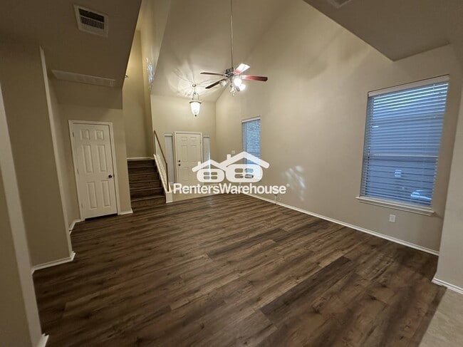 Building Photo - 10214 Maydelle Dr