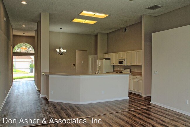 Building Photo - 4 br, 3 bath House - 519 Lakescape Court