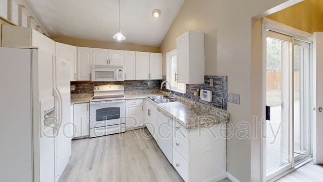 Building Photo - 3445 Galleria Terrace