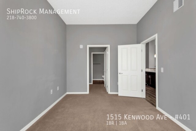 Foto del edificio - 1515 Kenwood Ave