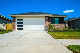 Building Photo - 2855 Kennet Manor Dr