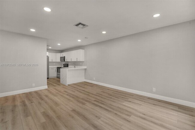 Foto del edificio - 10379 NW 35th St