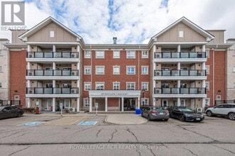 Building Photo - 60 Baycliffe Cres