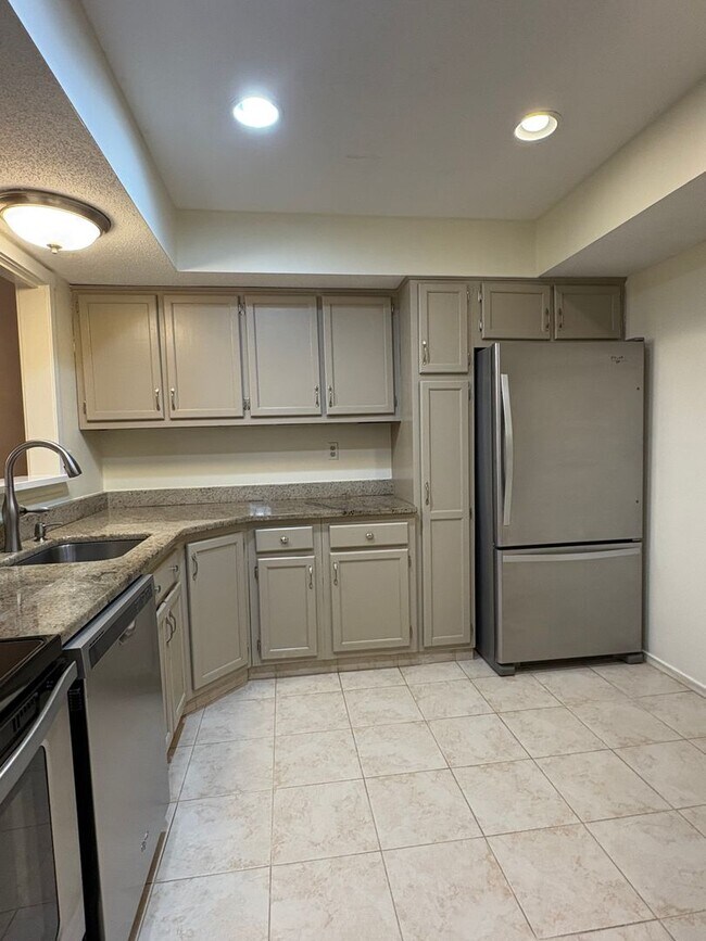 Foto del edificio - 3 Willow Ln