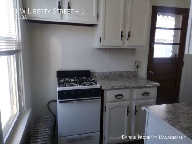 Building Photo - 1st Floor- 1-Bedroom/1-Bathroom in Allentown