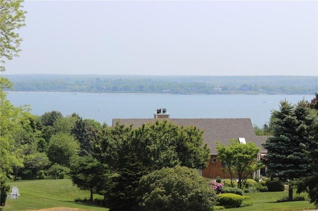 Building Photo - 55 Adams Dr