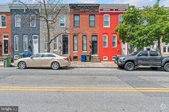 Building Photo - 226 S Patterson Park Ave