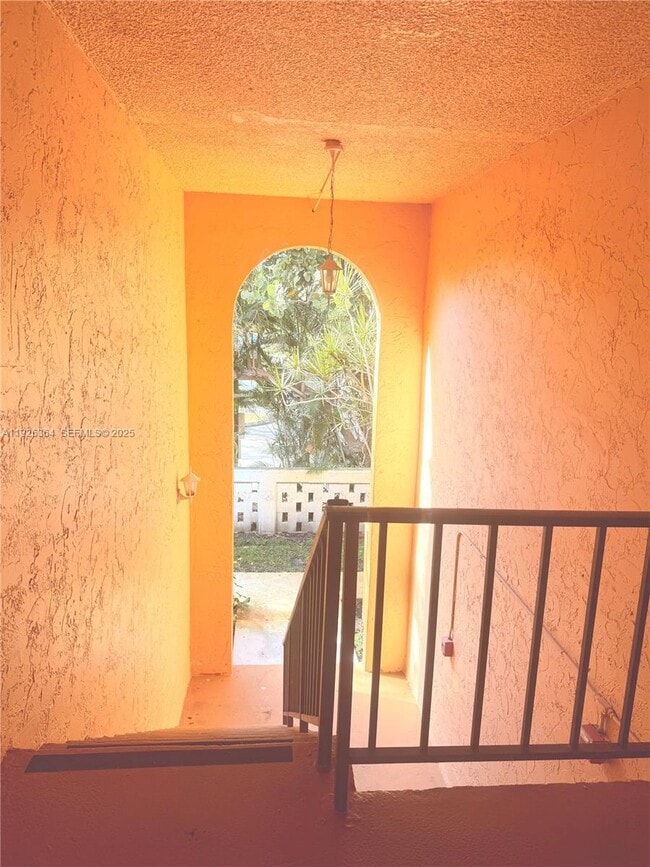 Foto del edificio - 7208 Fairway Dr