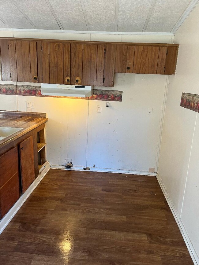 Foto del edificio - 4635 Willow Ct