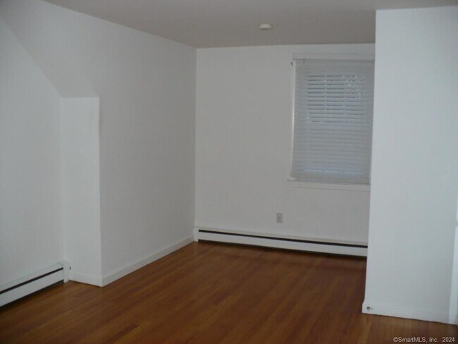 Building Photo - 174 Hollow Tree Ridge Rd