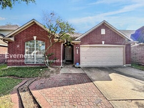 Building Photo - 9926 Goldenglade Dr