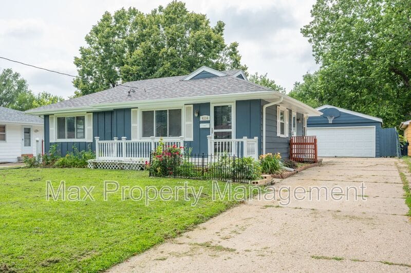 Primary Photo - 4114 66th St