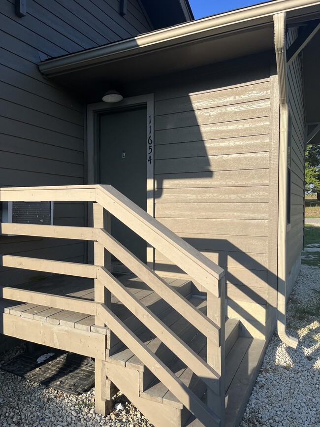 Building Photo - 11654 County Rd 3585