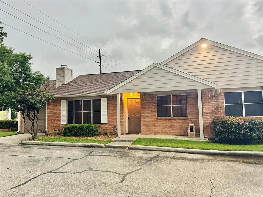 Foto principal - 14020 Schroeder Rd