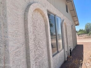 Building Photo - 143 S Mountain Rd