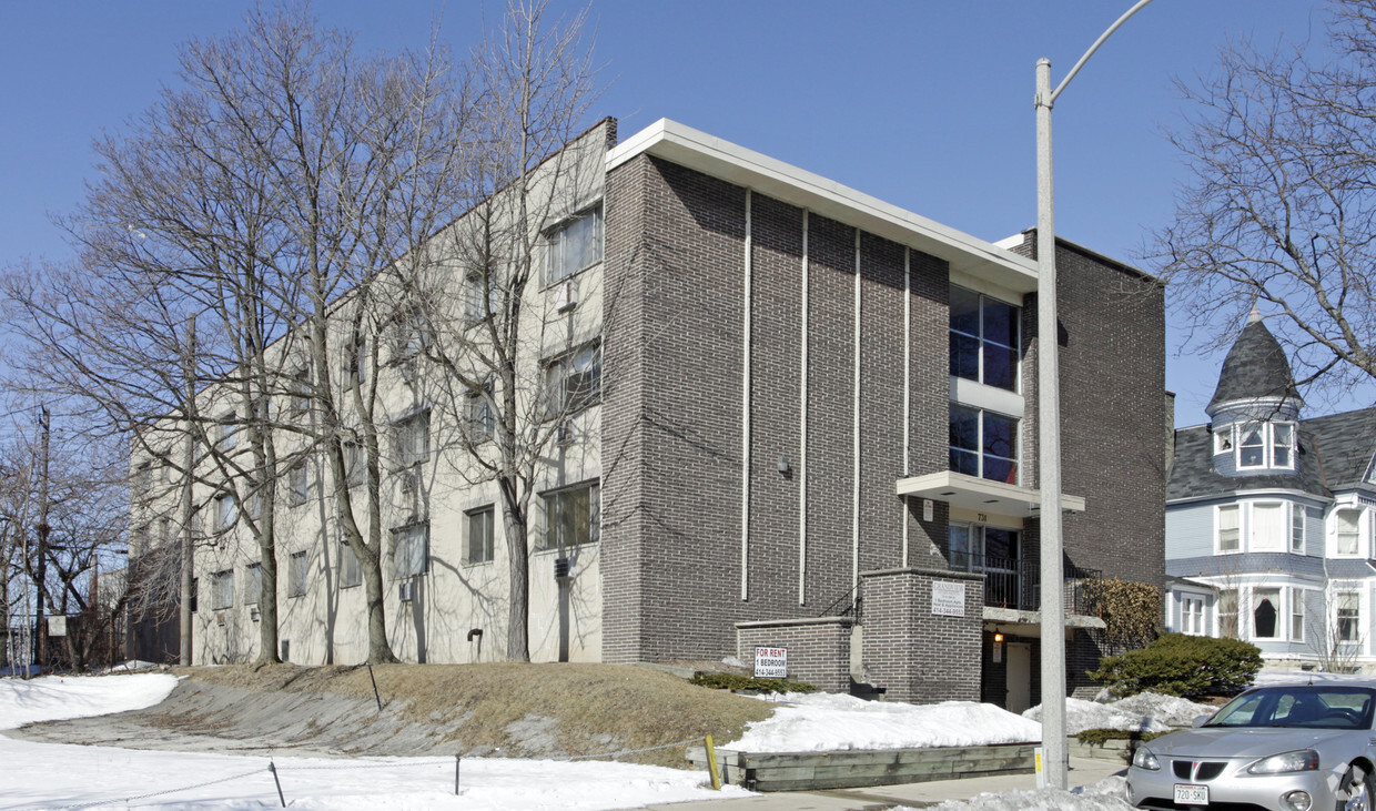 Primary Photo - Grandview Apartments