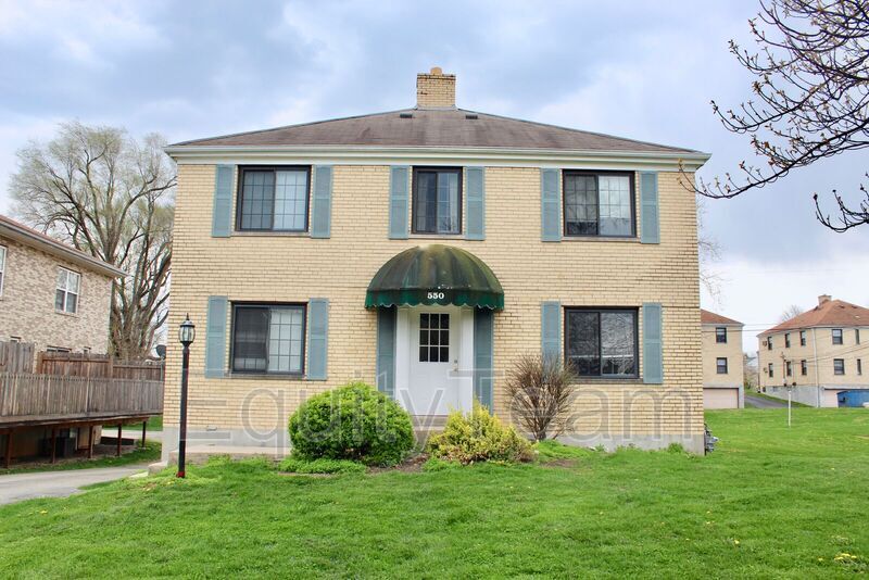 Primary Photo - 550 Forrer Blvd