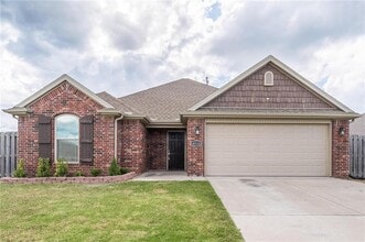 Building Photo - 4511 W Wales Dr