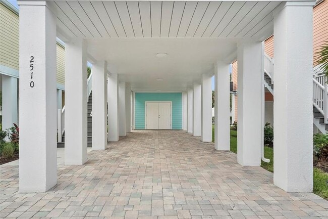 Building Photo - 2510 NE Heron's Walk