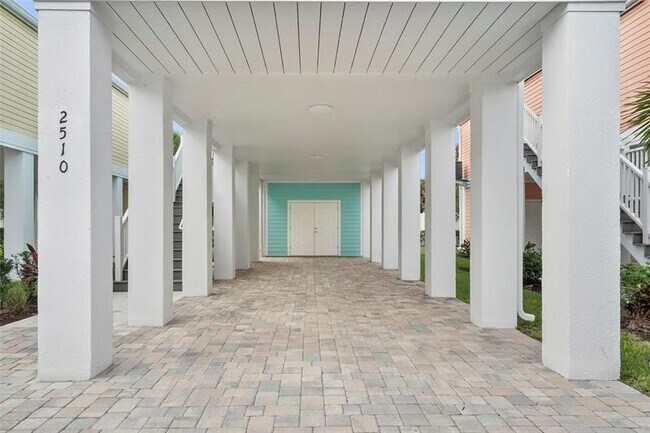 Foto del edificio - 2510 NE Heron's Walk