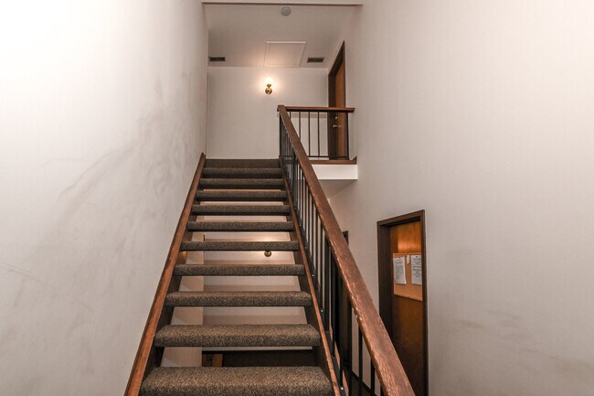 Building Photo - 631 Cumberland Trail