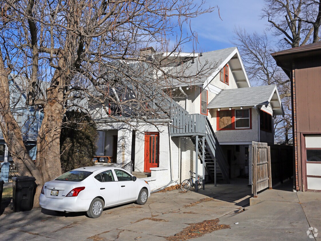 Building Photo - 1224 S 21st St