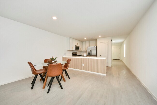 Foto del edificio - 1463 Cactus Rose Dr