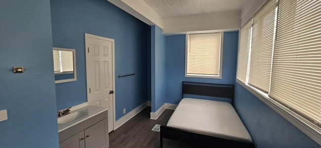 Foto del edificio - 1255 Hart St