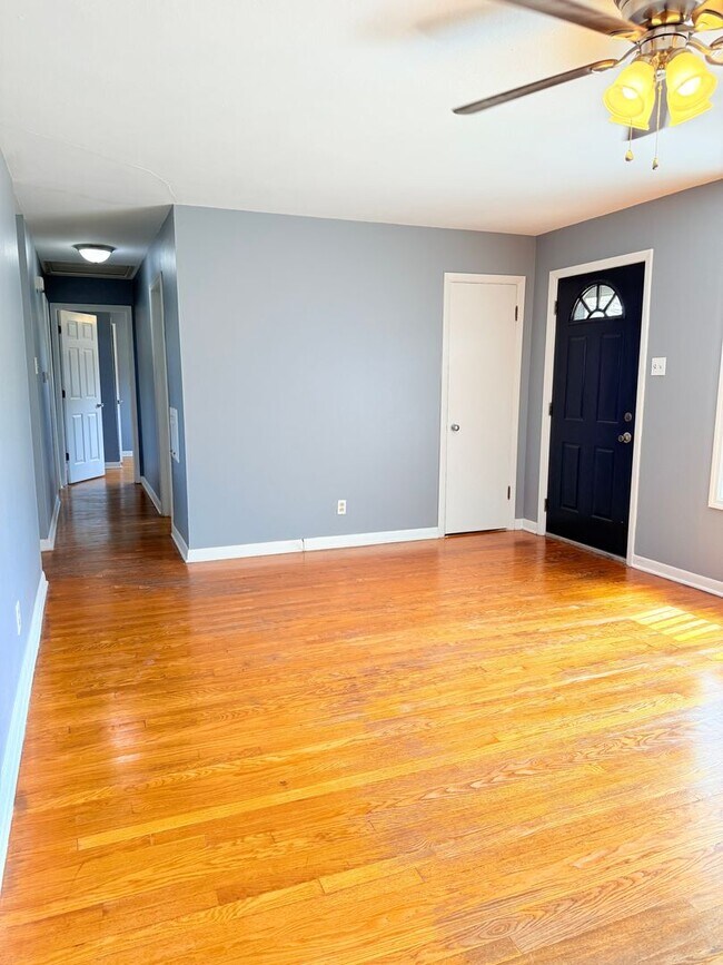 Foto del edificio - Charming 3 Bedroom Home in Florissant
