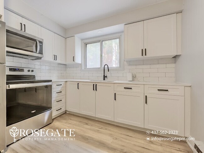 Building Photo - Spacious 3-Bedroom Apartment with Balcony – Pet Friendly – Utilities Included – Kitchener