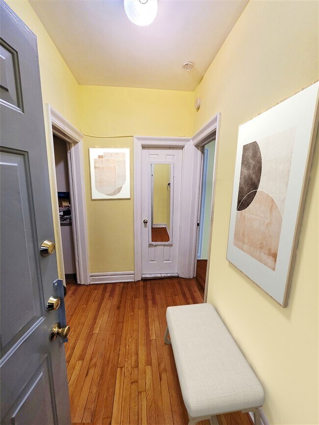 Foto del edificio - 429 Fairmount Ave