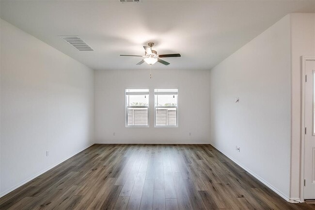 Foto del edificio - 414 Sebring Cir