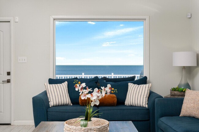 Building Photo - 204 Las Joyas Blvd