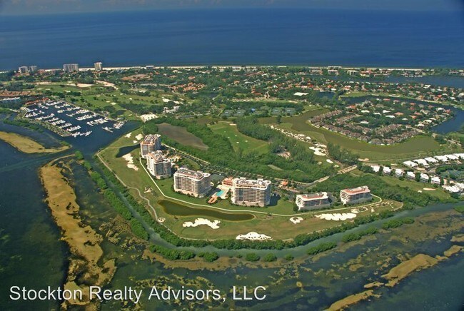 Building Photo - 3080 Grand Bay Blvd