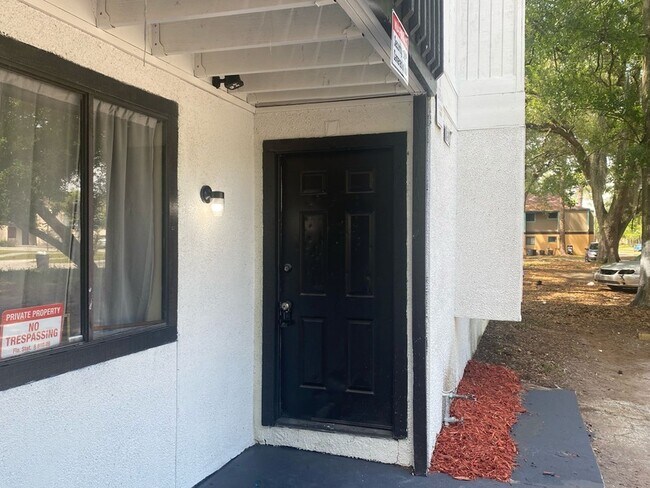 Building Photo - 5240 Westchase Court - 3