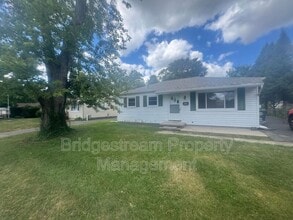 Building Photo - 1587 Garwood Dr