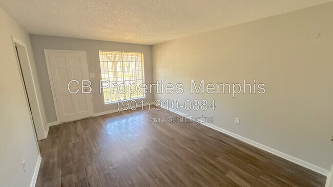 Foto del edificio - 5655 Myers Rd