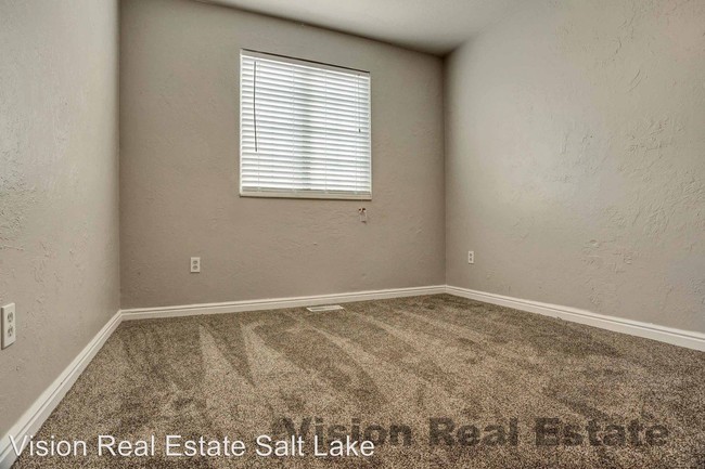 Building Photo - 4 br, 2 bath House - 6506 S Gold Medal Drive