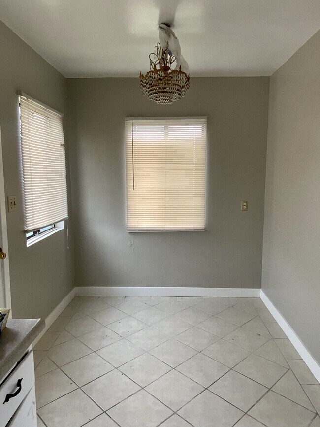 The dining area in the kitchen - 1656 W 107th St