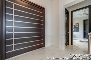 Building Photo - 10111 Ivory Canyon