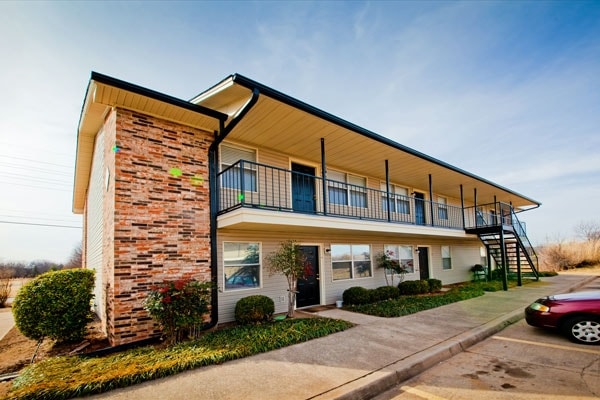 Westbrook Place - Westbrook Place Apartments