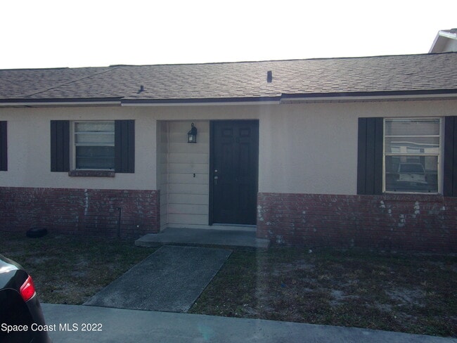 Building Photo - 1514 Clearlake Rd