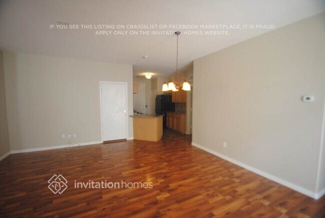 Building Photo - 1314 S Tacoma