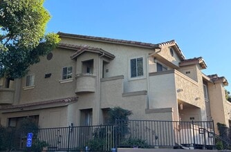 Building Photo - 207 Woodland Pkwy